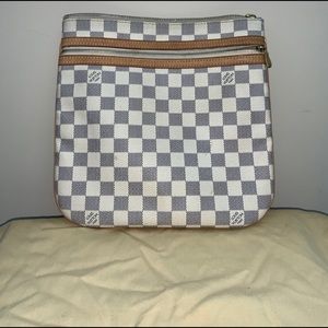 Louis Vuitton Crossbody